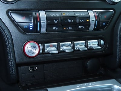 2020 Ford Mustang Base