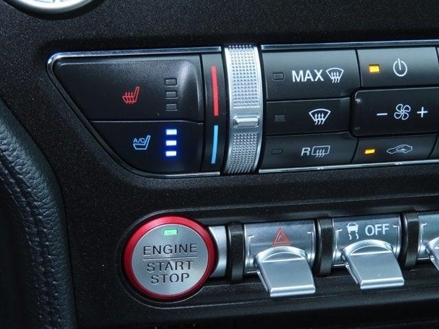 2020 Ford Mustang Base