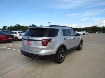 2016 Ford Explorer Sport