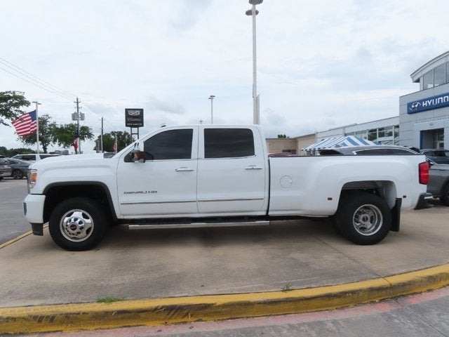 2015 GMC Sierra 3500HD available WiFi Denali