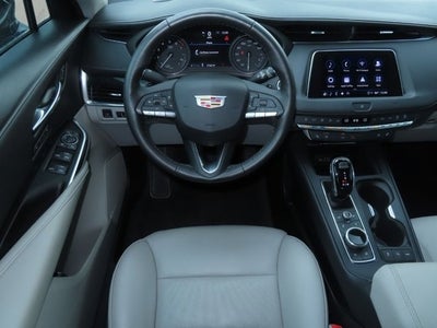 2021 Cadillac XT4 FWD Premium Luxury