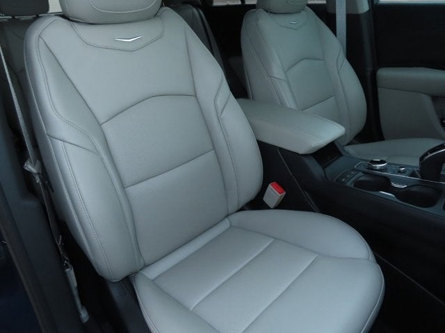 2021 Cadillac XT4 FWD Premium Luxury