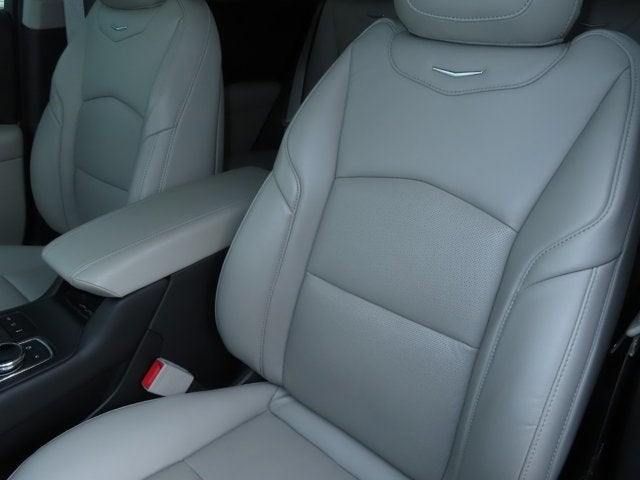 2021 Cadillac XT4 FWD Premium Luxury