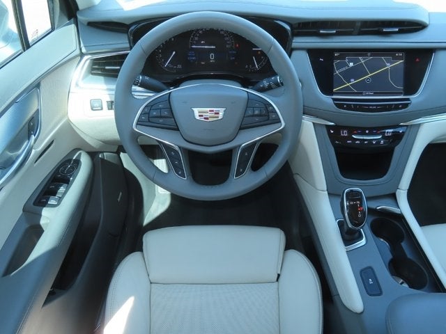 2017 Cadillac XT5 Luxury FWD