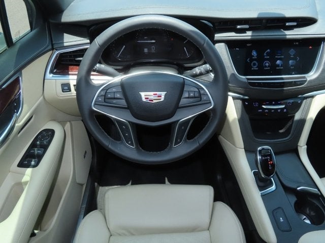 2017 Cadillac XT5 Luxury FWD