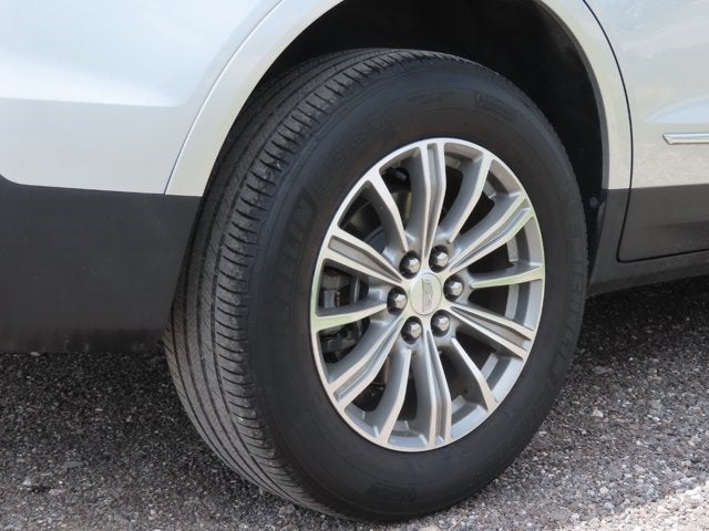 2018 Cadillac XT5 Luxury FWD