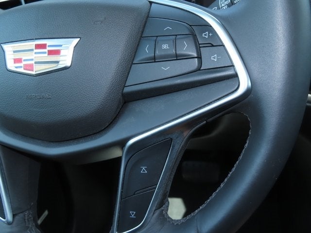 2017 Cadillac XT5 Premium Luxury FWD