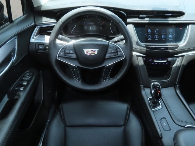 2018 Cadillac XT5 Luxury FWD