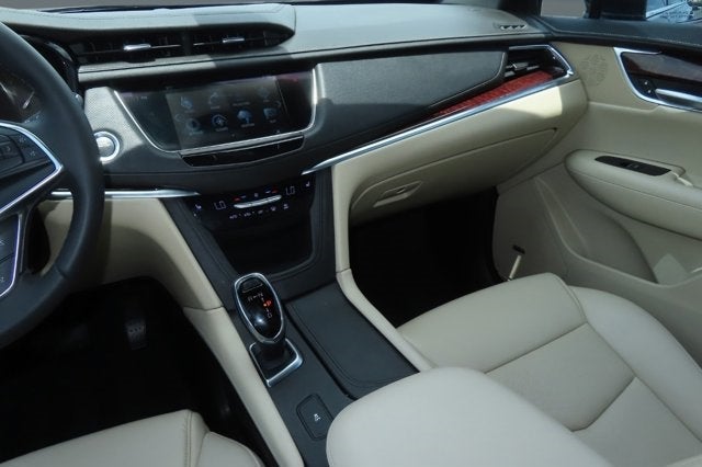 2018 Cadillac XT5 Luxury FWD