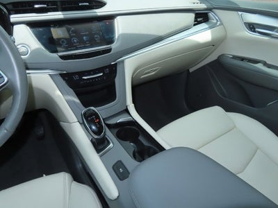 2019 Cadillac XT5 Luxury FWD