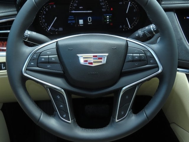 2018 Cadillac XT5 Luxury FWD