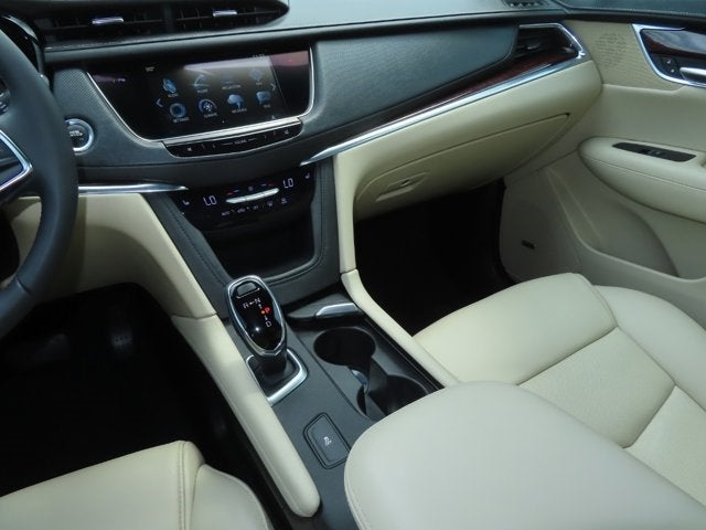 2018 Cadillac XT5 Luxury FWD