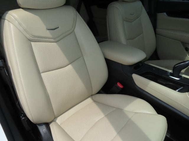 2018 Cadillac XT5 Luxury FWD