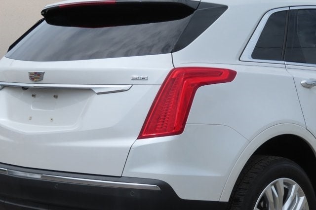2017 Cadillac XT5 Premium Luxury FWD