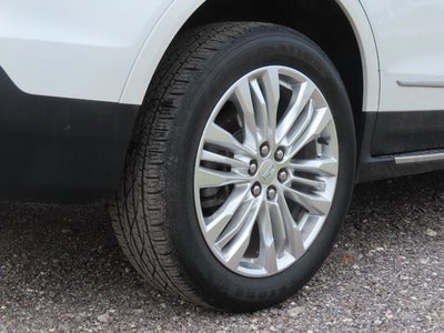 2017 Cadillac XT5 Premium Luxury FWD