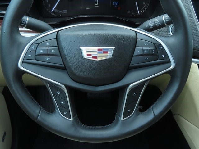 2017 Cadillac XT5 Premium Luxury FWD