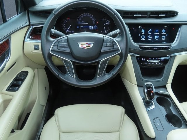 2019 Cadillac XT5 Luxury FWD