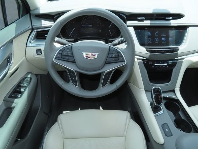 2018 Cadillac XT5 Luxury FWD