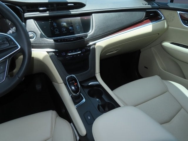 2018 Cadillac XT5 Luxury FWD