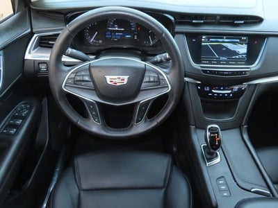 2018 Cadillac XT5 Luxury AWD