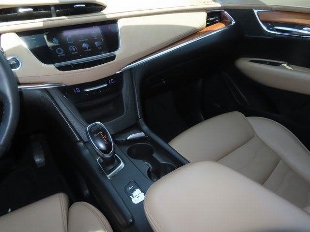 2017 Cadillac XT5 Platinum AWD