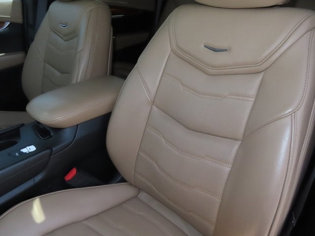 2017 Cadillac XT5 Platinum AWD