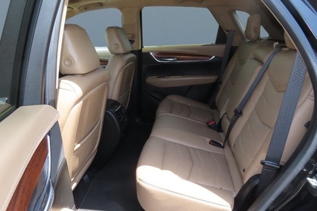 2017 Cadillac XT5 Platinum AWD