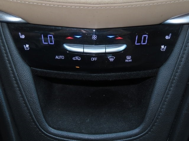 2017 Cadillac XT5 Platinum AWD