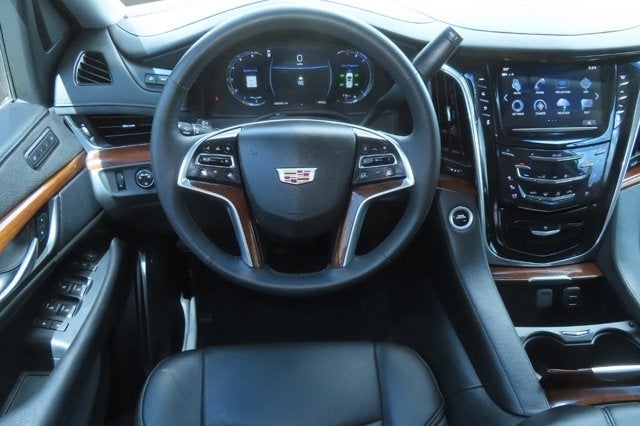 2018 Cadillac Escalade Luxury