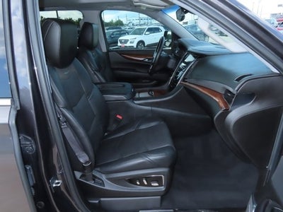 2016 Cadillac Escalade Luxury Collection