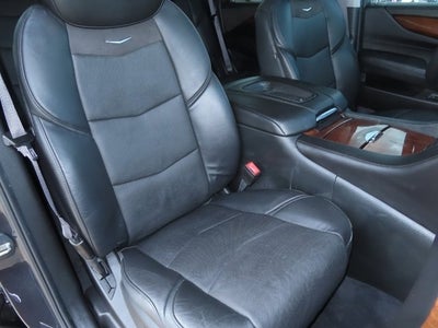 2016 Cadillac Escalade Luxury Collection