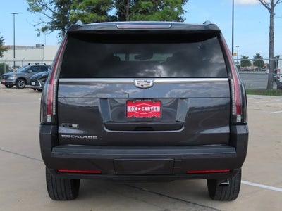 2016 Cadillac Escalade Luxury Collection