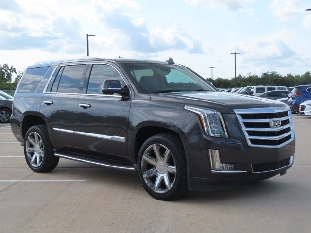 2016 Cadillac Escalade Luxury Collection
