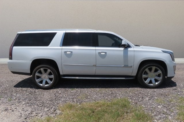 2018 Cadillac Escalade ESV Luxury