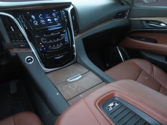 2019 Cadillac Escalade ESV Luxury