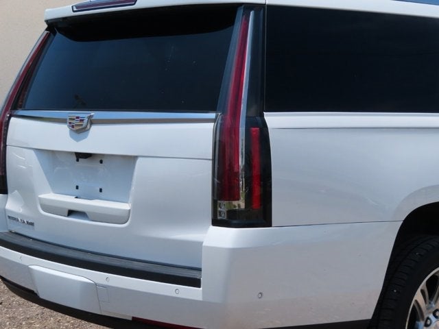 2018 Cadillac Escalade ESV Premium Luxury