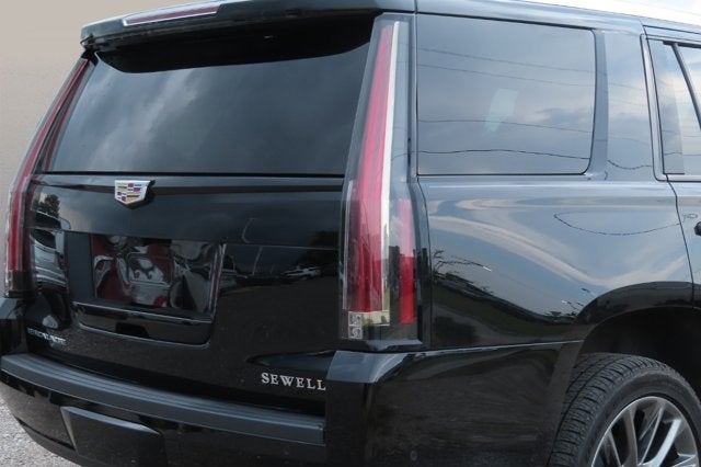 2020 Cadillac Escalade Luxury