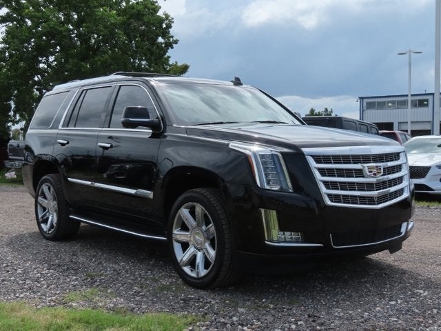 2017 Cadillac Escalade Luxury