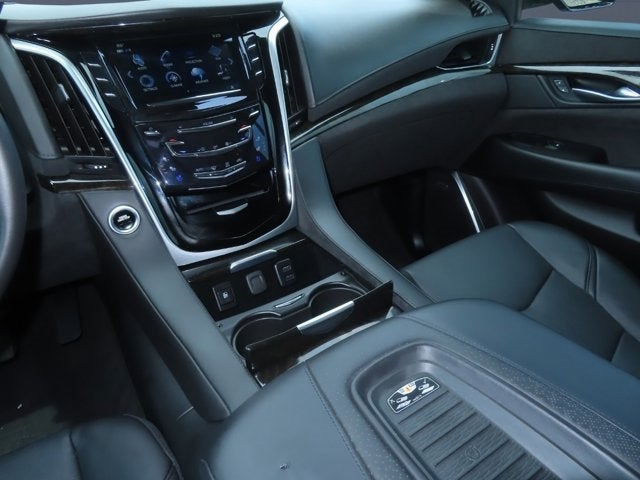 2020 Cadillac Escalade Platinum