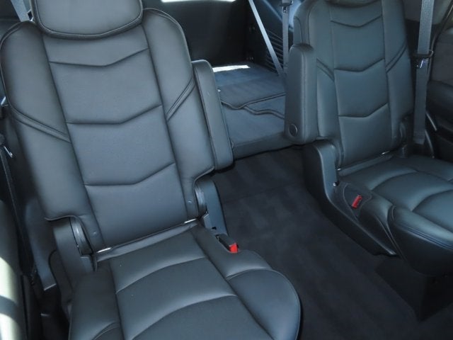 2019 Cadillac Escalade Platinum