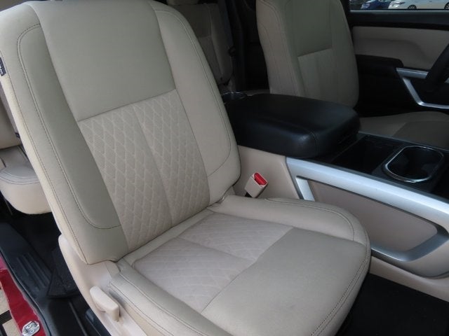 2018 Nissan Titan SV