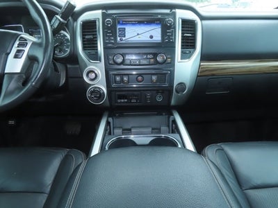 2017 Nissan Titan XD SL