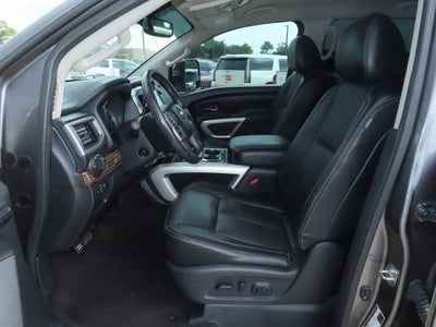 2017 Nissan Titan XD SL