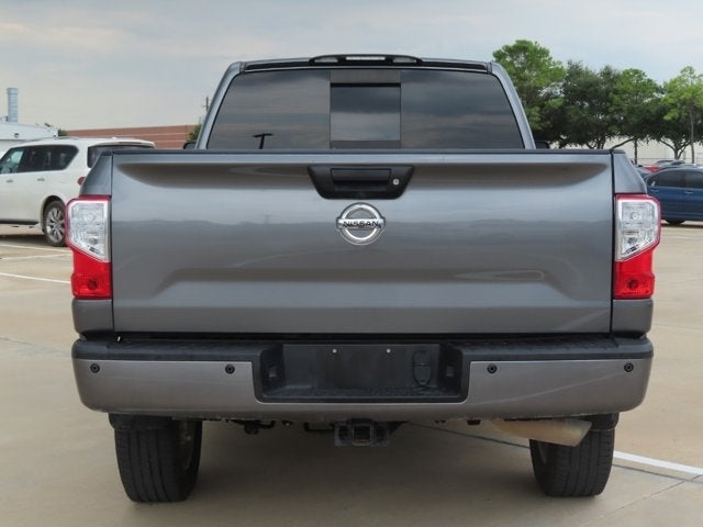 2017 Nissan Titan XD SL