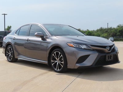 2018 Toyota Camry SE