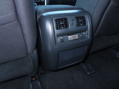 2017 Nissan Pathfinder SV