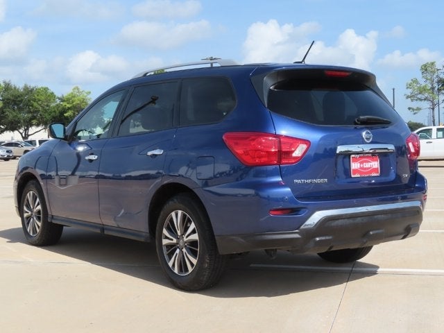 2017 Nissan Pathfinder SV