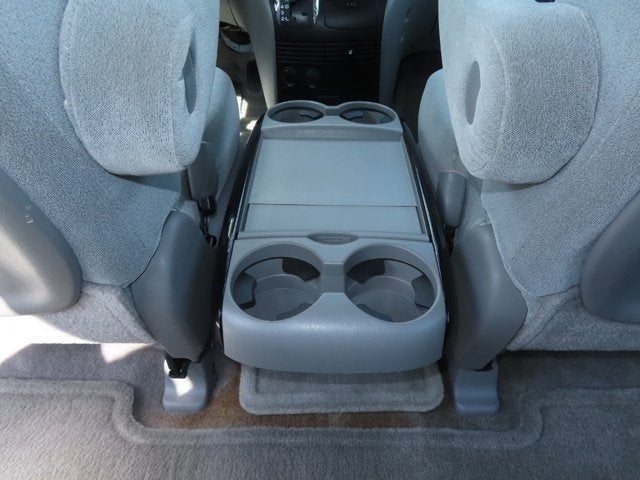 2005 Toyota Sienna CE