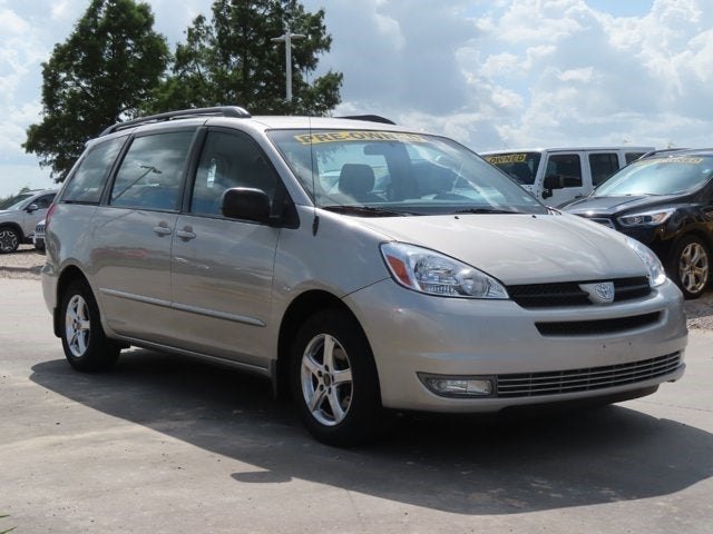 2005 Toyota Sienna CE