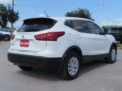 2017 Nissan Rogue Sport S